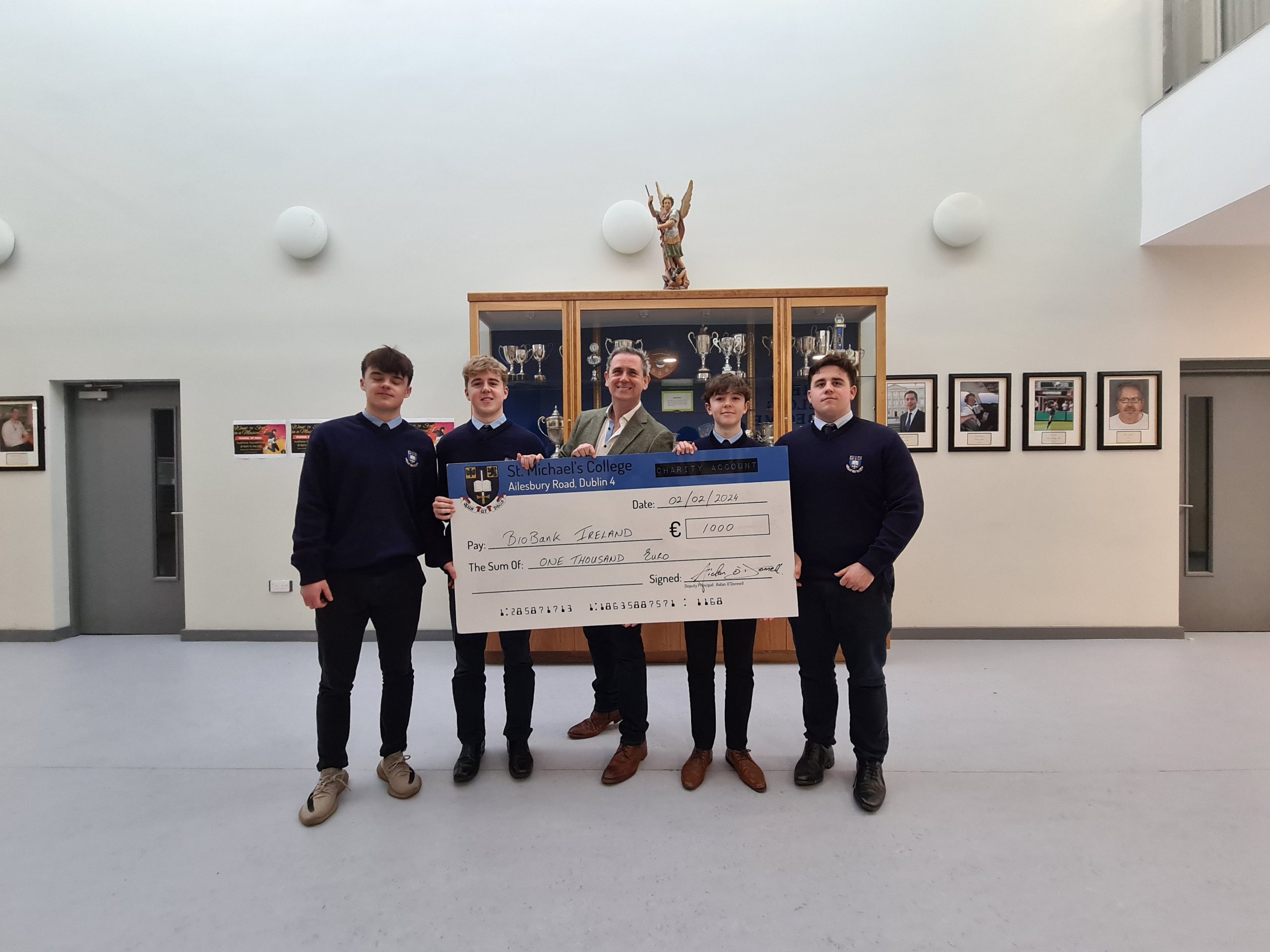 St Michael’s College Pupils Raise €1000 to Biobank Ireland